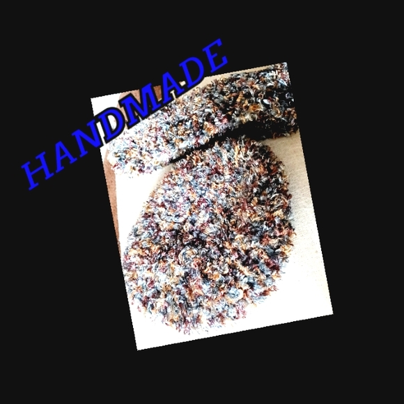 PRE-OWNED* HANDMADE LUXURIOUS FLAT HAT & SCARF SET - Picture 4 of 7